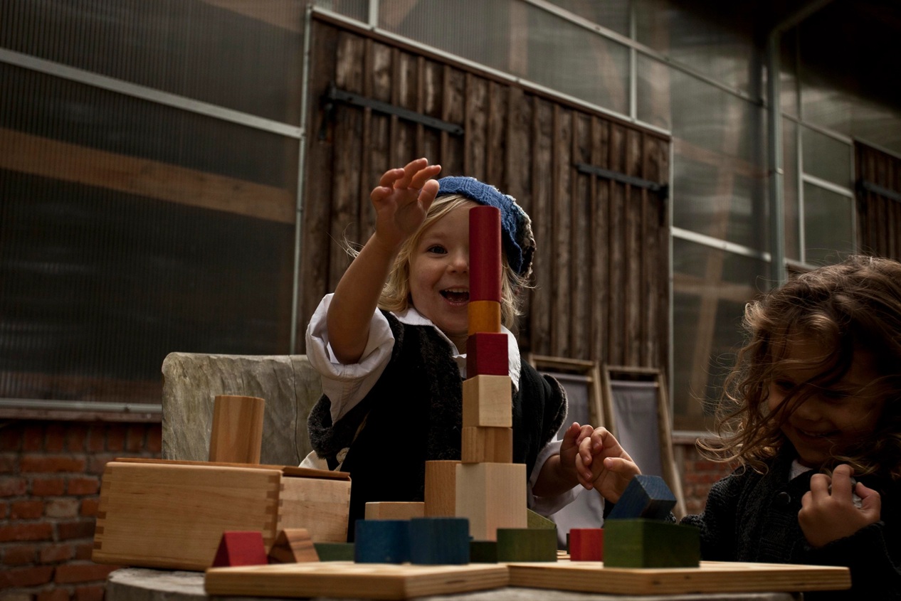 Bloques Arcoíris en Saco XL – 50 piezas FSC® (Wooden Story) - Imagen 2