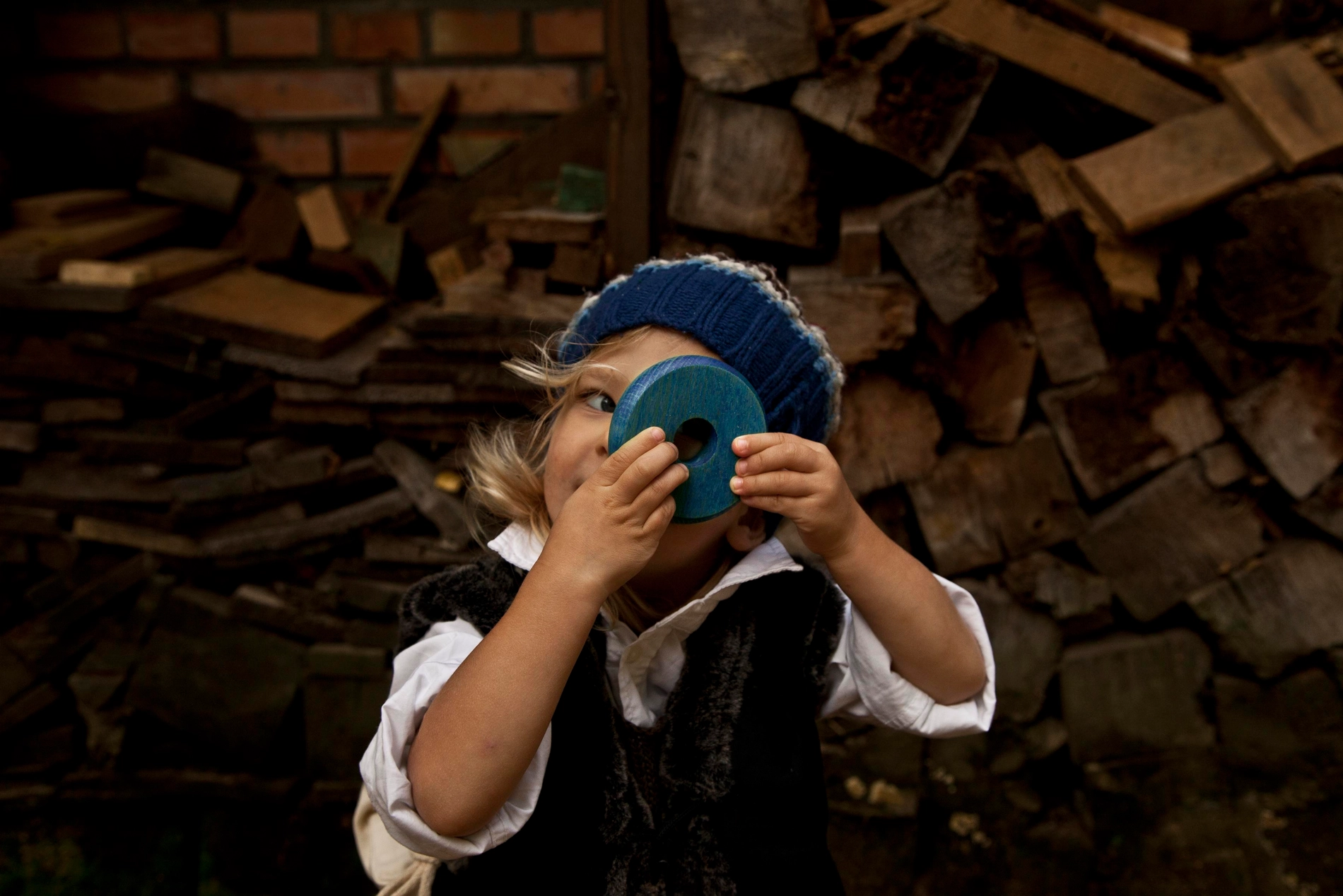 Pirámide Redonda Arcoíris FSC® – Apilable Montessori (Wooden Story) - Imagen 2